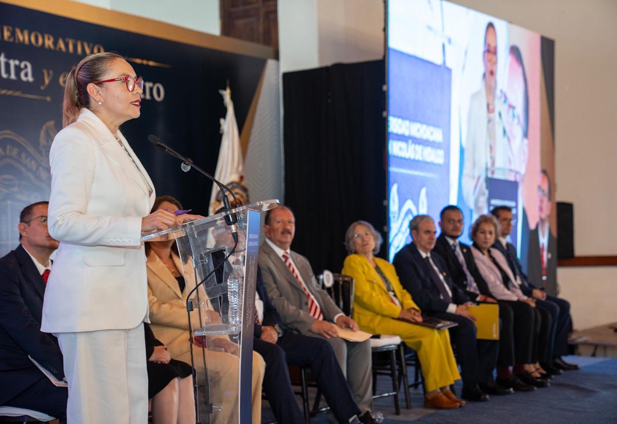 Quienes quieren ver a la UMSNH sometida, han fracasado, porque el espíritu nicolaita no se dobla, afirma Yarabí Ávila