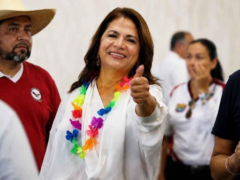 Reconoce Fabiola Alanís lucha sindical del SUTACONALEPMICH en defensa de la educación y los derechos laborales