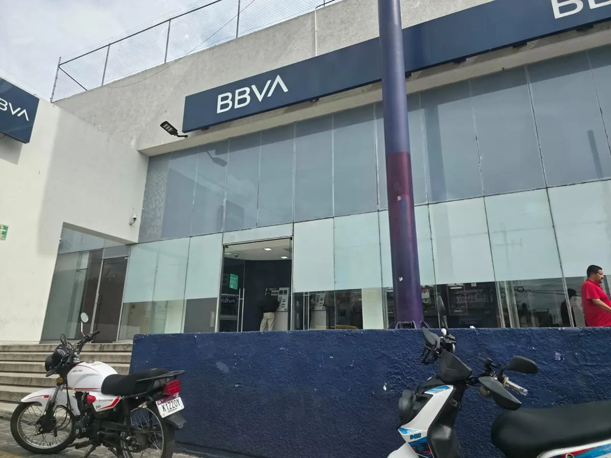 Reportan otro robo en sucursales bancarias; despojaron a una mujer de 300 mil pesos