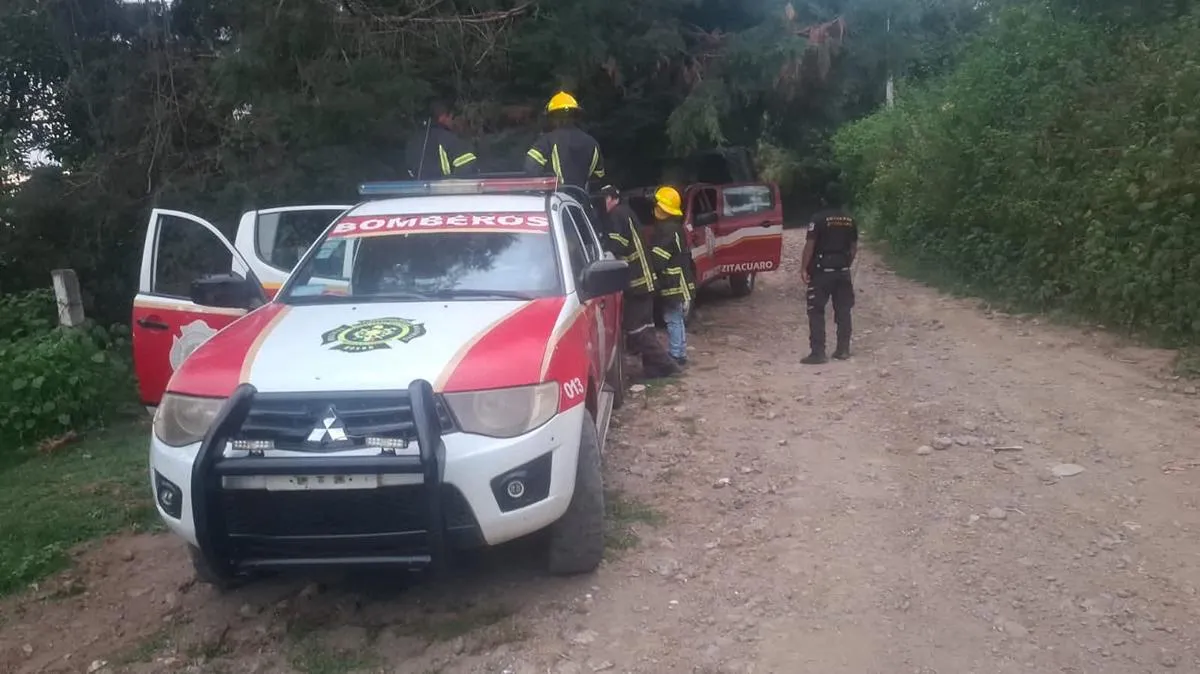 Rescatan a 3 extraviados en el Cerro del Cacique en Zitácuaro