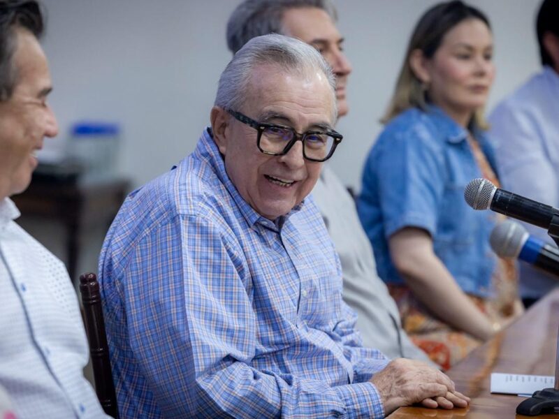 Rocha Moya y otros funcionarios de Sinaloa declaran ante la FGR por acusaciones de EEUU de nexos con Los Chapitos