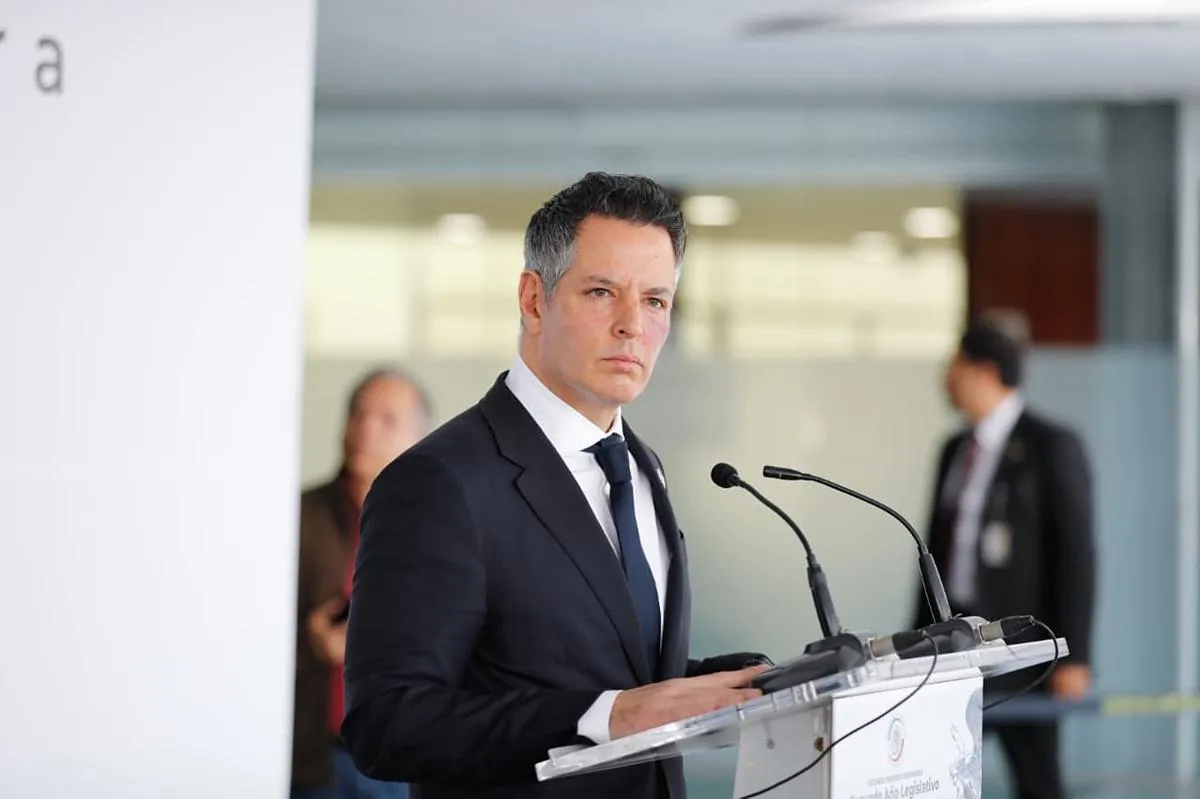 Se deslinda Murat de Enrique Inzunza; asegura que Morena lo designó como su suplente en la sesión de este miércoles