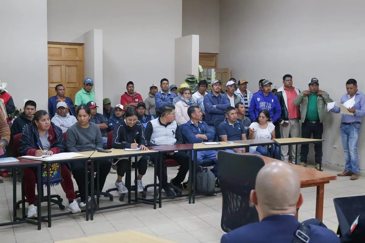 Se restablece tránsito en Sevina tras diálogo con habitantes: Raúl Zepeda