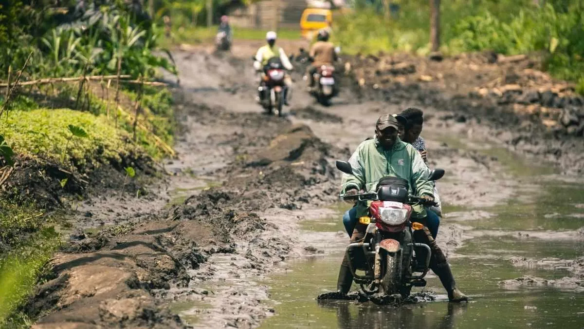 Suman 238 muertes sospechosas por brote de Ébola en el Congo