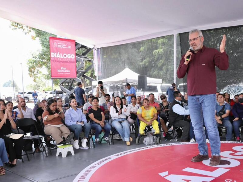Teleférico de Uruapan, legado para personas con discapacidad: Bedolla