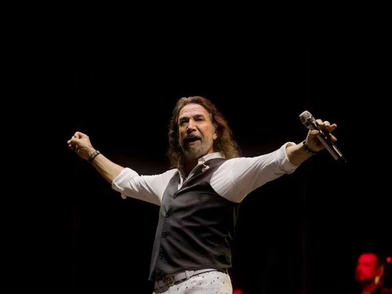 Valoran autoridades venta de alcohol durante concierto de El Buki en Morelia
