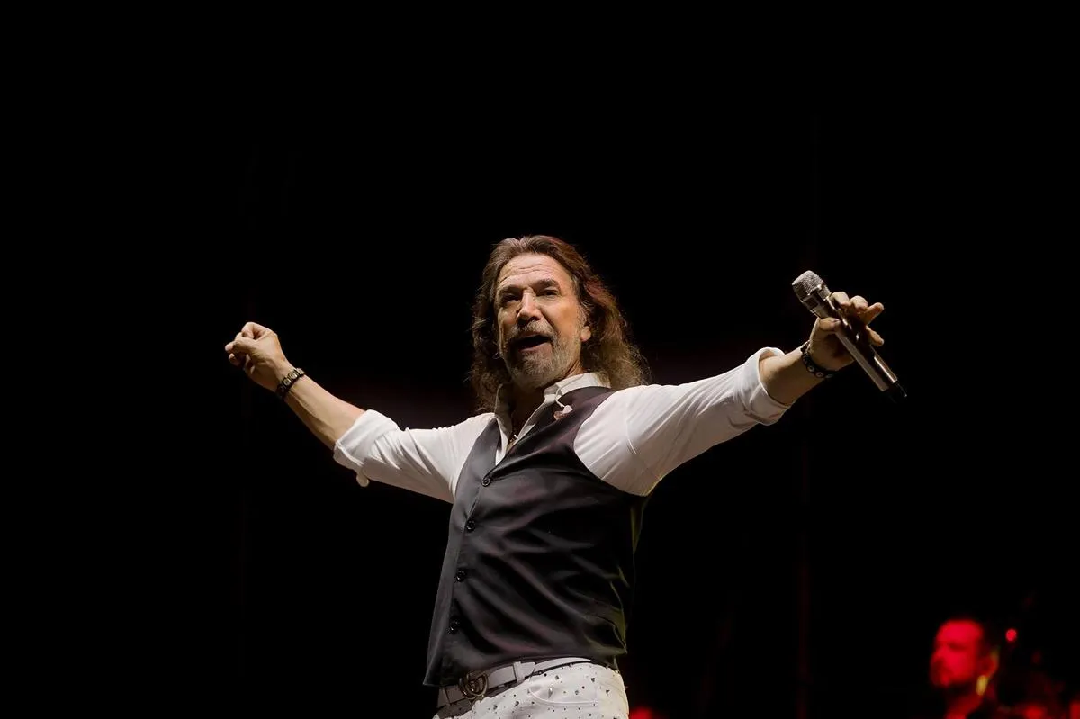 Valoran autoridades venta de alcohol durante concierto de El Buki en Morelia