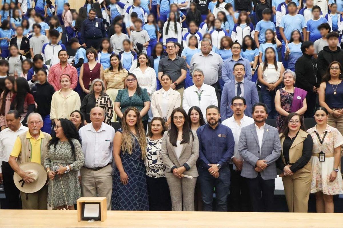 Xóchitl Ruiz encabeza foro por los Derechos Humanos en Ario De Rosales, Michoacán