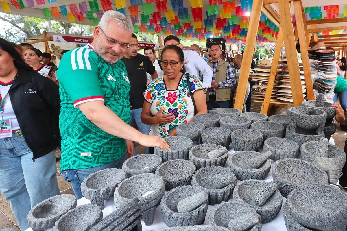 Artesanías gastronomía cultura Jalo Futbolero Michoacán 2