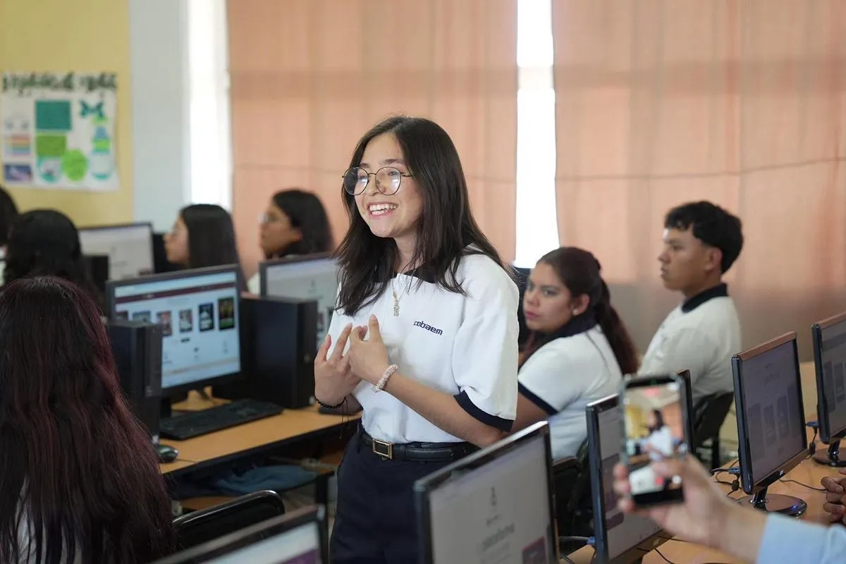 Avanza apertura de nuevos bachilleratos tecnológicos en Morelia, Zacapu y Uruapan