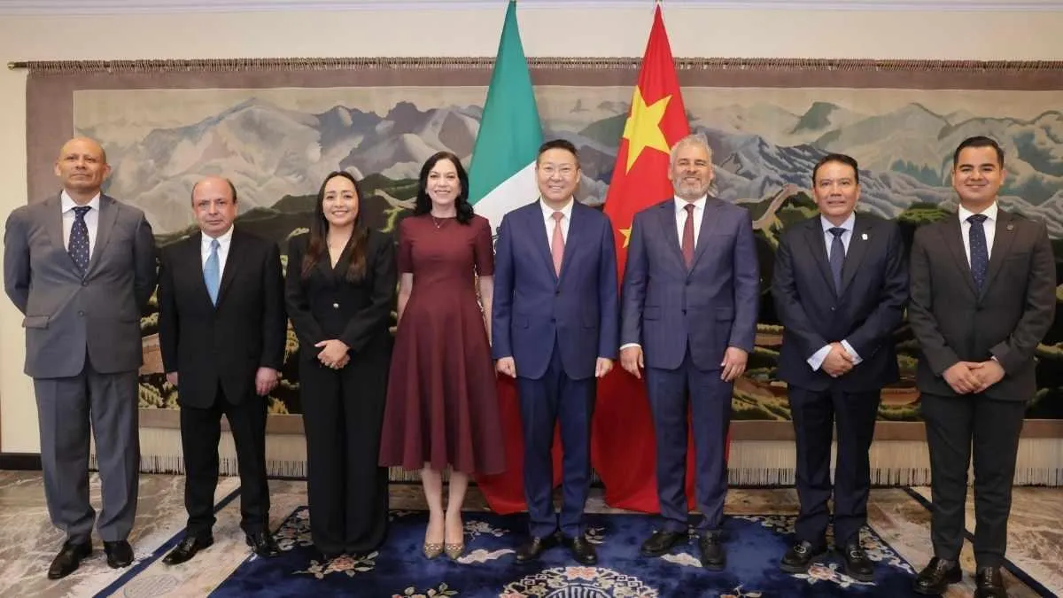 Bedolla y embajador de China refuerzan colaboración comercial, cultural y académica-1
