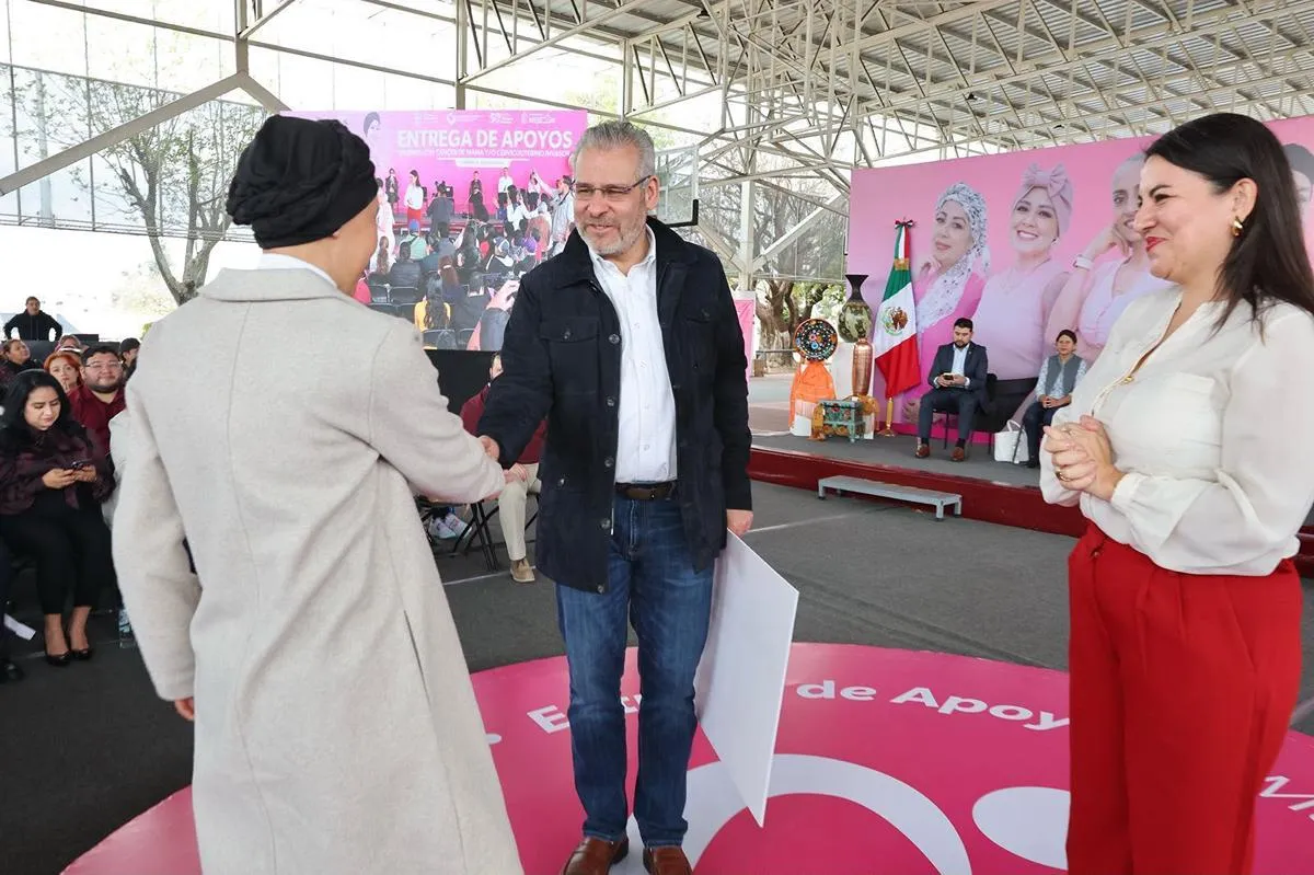 Beneficiadas más de 2 mil 700 mujeres con cáncer en Michoacán