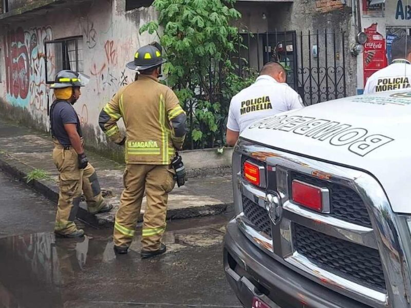 Bomberos controlan incendio en vivienda de la colonia Ampliación El Porvenir de Morelia