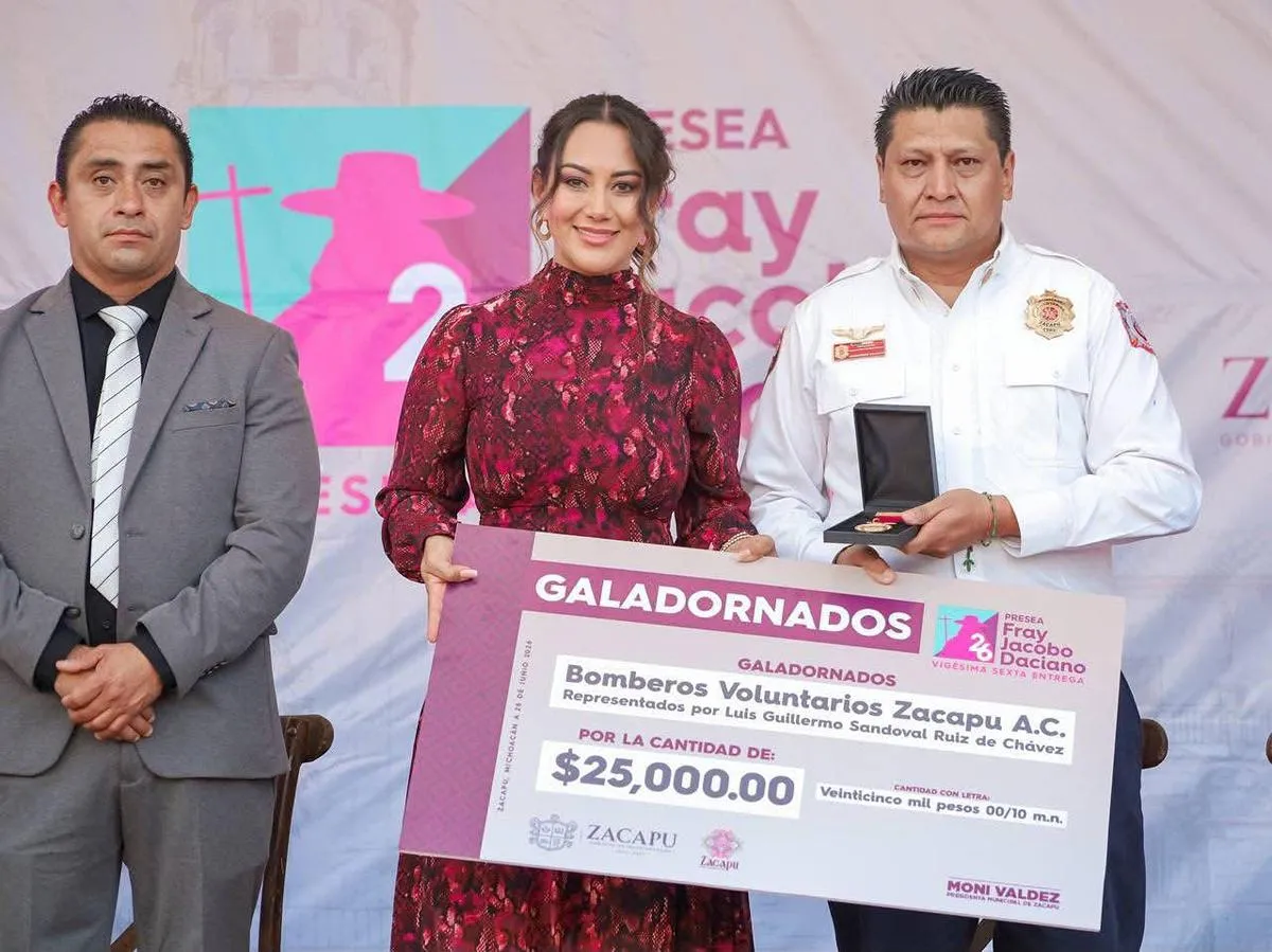 Bomberos Voluntarios A.C. Linces Zacapu Presea Fray Jacobo Daciano