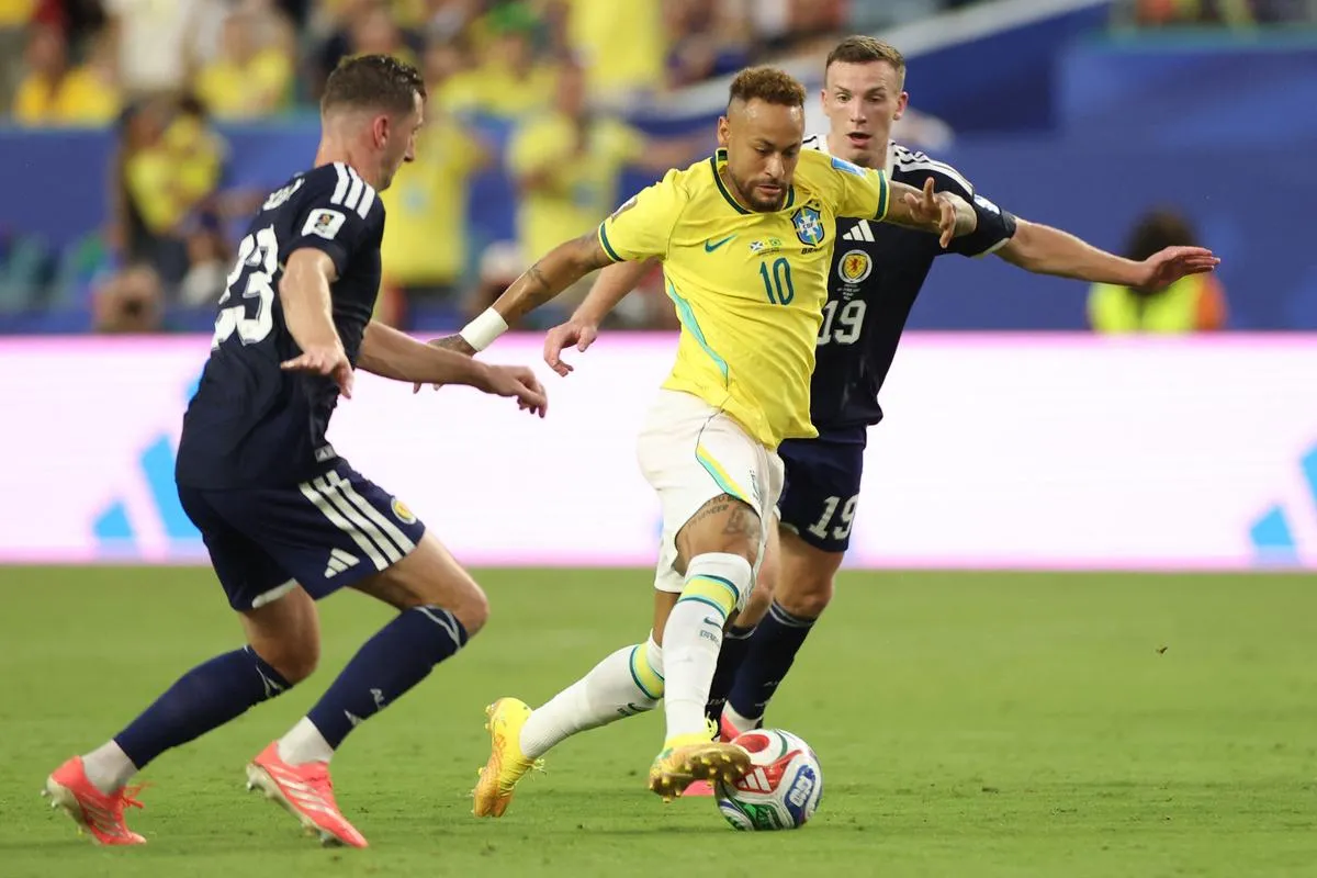 Brasil Escocia fase de grupos liderato grupo C