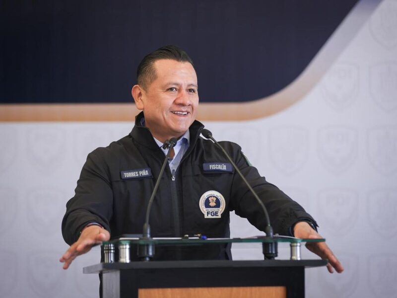 Carlos Torres Piña confirma licencia de la FGE para buscar candidatura de Morena