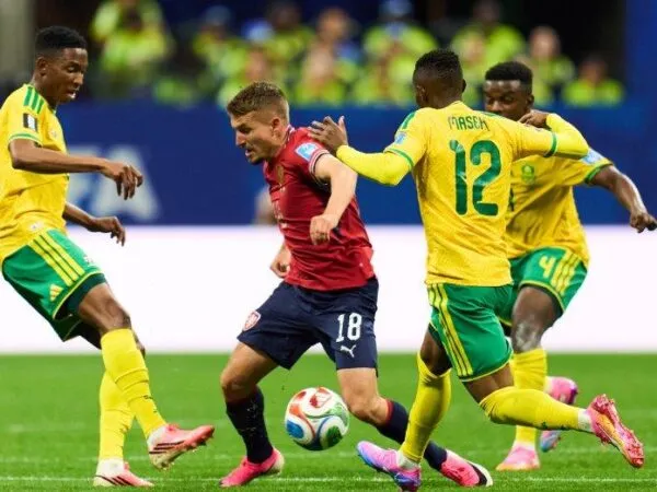 Chequia y Sudáfrica firman empate que sabe a poco en justa mundialista
