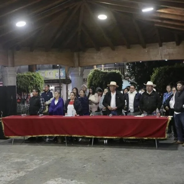 Cierran accesos de Cherán por las noches