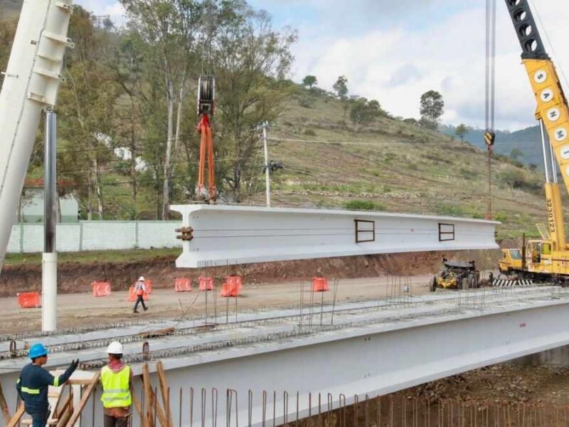 Con colocación de trabes, avanza recta final del segmento 5 del Segundo Anillo Periférico de Morelia