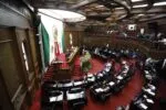 Sin discusión y sólo con un posicionamiento en contra, autorizó Congreso licencia de Carlos Torres como Fiscal