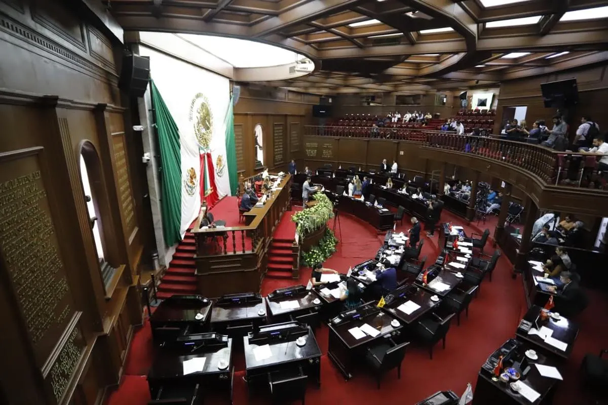 Congreso Michoacán licencia Carlos Torres Fiscal 1