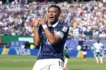 De la mano de Kylian Mbappé, Francia vence a Senegal