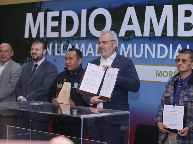 Con decreto ecológico, blinda Bedolla 10 municipios de la cuenca del río Duero