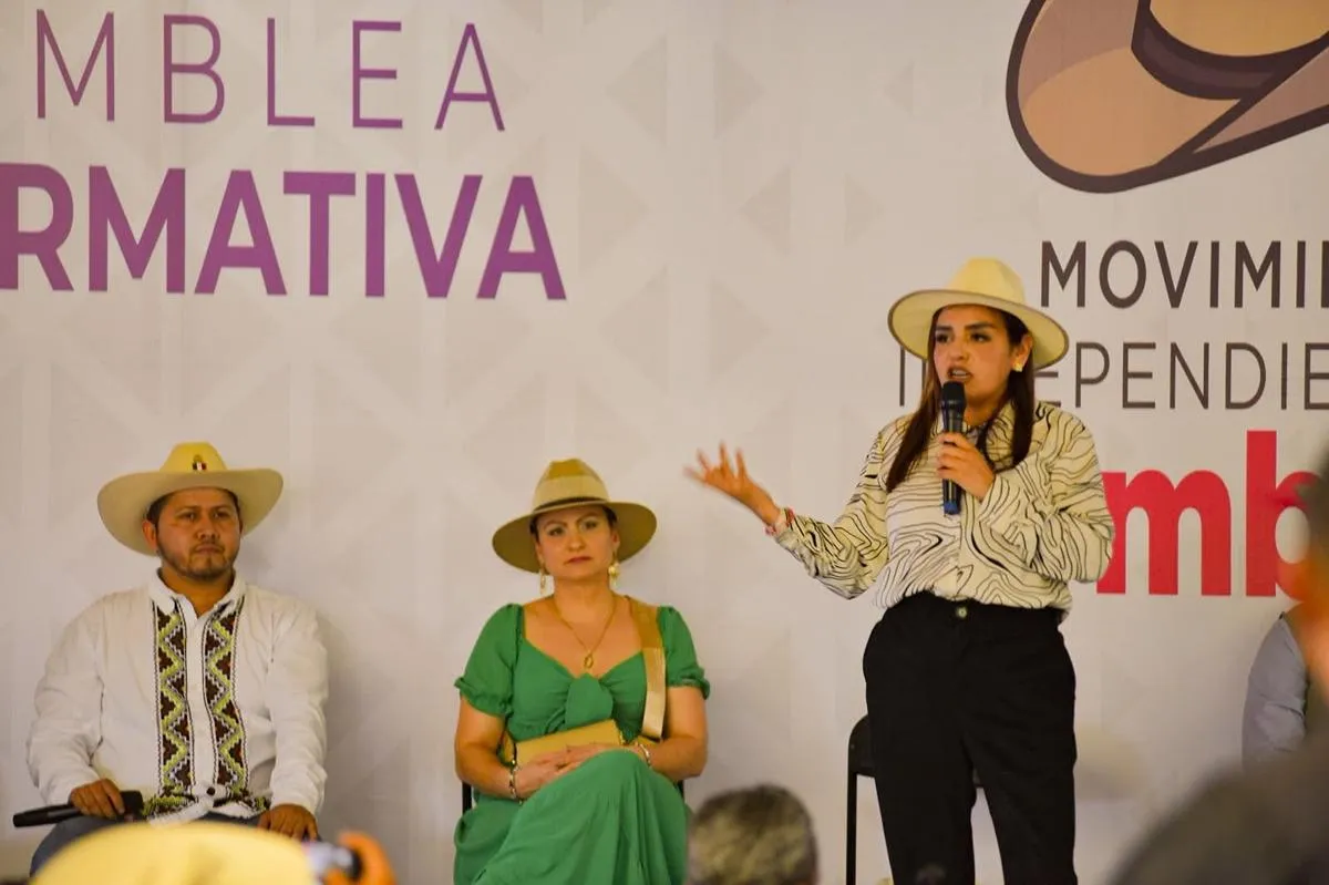 Denuncia Grecia Quiroz campaña en su nombre