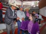 Desde Janitzio, Gladyz Butanda escucha a pobladores para construir agenda territorial