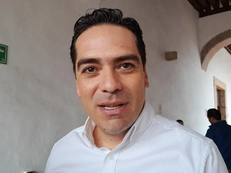 Determina Congreso improcedente juicio político contra Rogelio Zarazúa