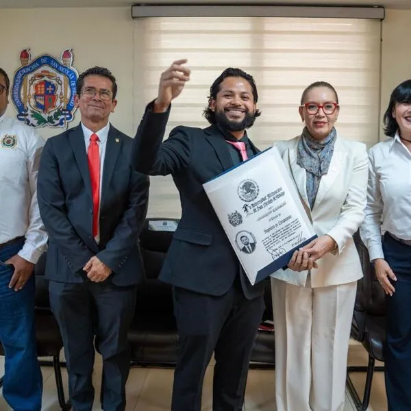 Rotundo éxito, programa de disminución de costo de titulación de la UMSNH; más de 3,600 nicolaitas beneficiados