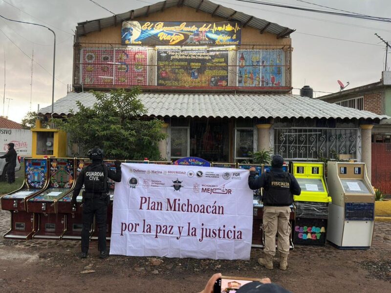 Ejecuta FGE 11 órdenes de cateo en Maravatío; asegura 67 máquinas tragamonedas