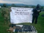 Ejército Mexicano encabeza operativo en Queréndaro; aseguran cargadores, equipo táctico y otros artefactos