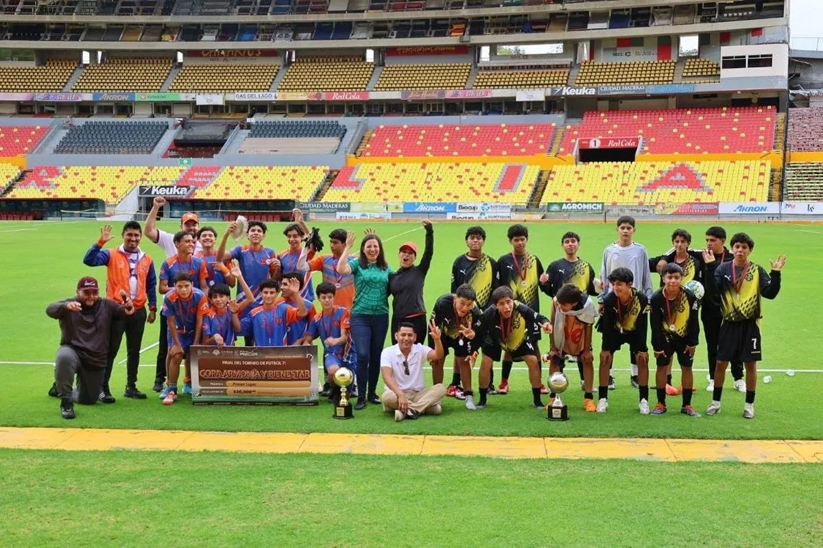 El Estadio Morelos abre sus puertas a jóvenes de la Copa Armonía y Bienestar