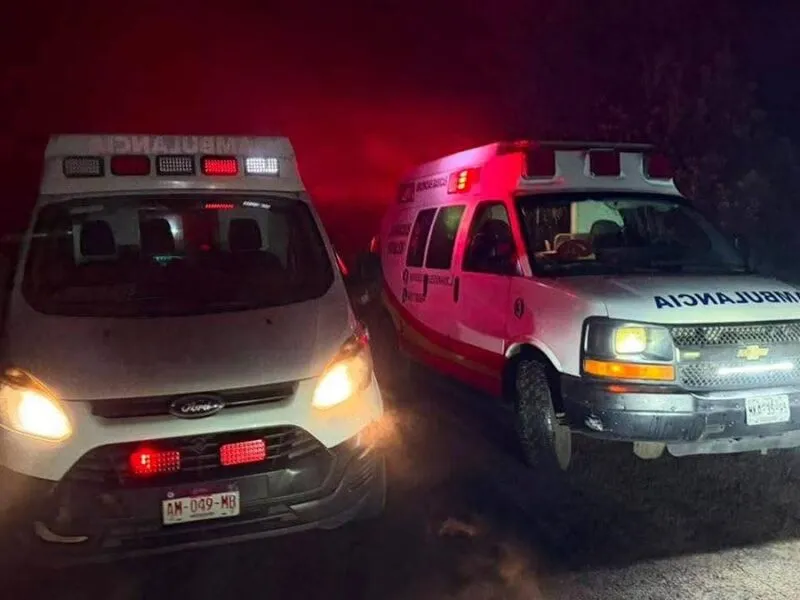 En accidente automovilístico en carretera de Quiroga, cuatro personas resultan lesionadas