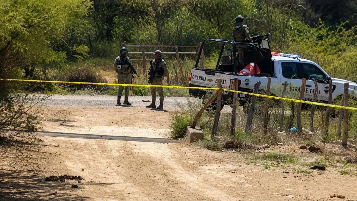 Estalla mina terrestre en Apatzingán hay dos limoneros lesionados