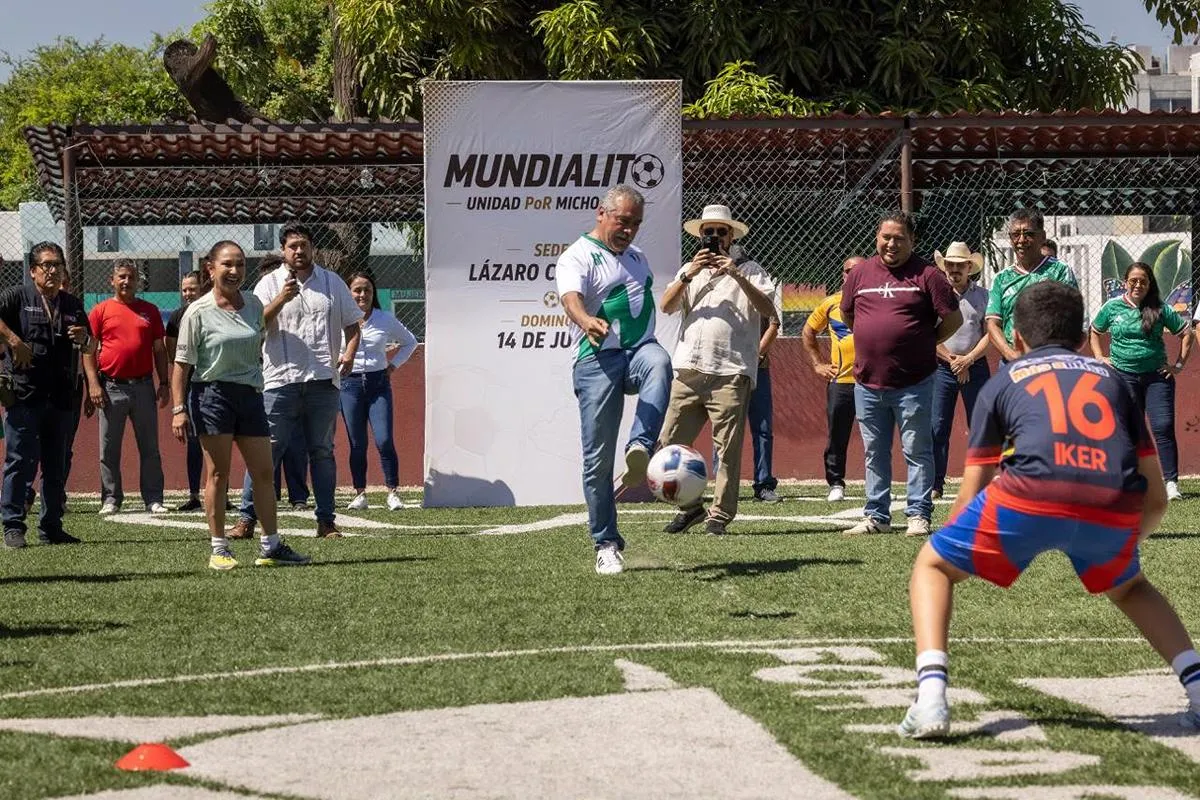 Extiende Morón fiebre mundialista en Michoacán.1