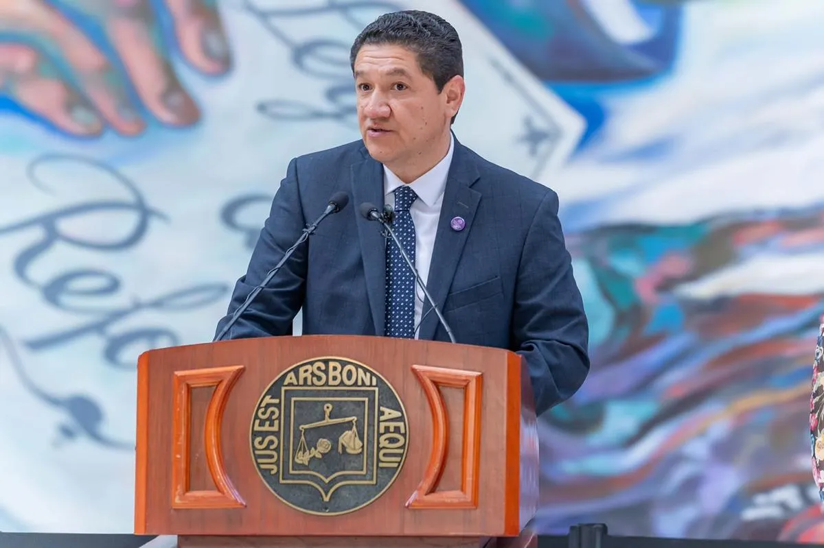 Extrema la determinación del INE de separar de su encargo a consejeros del IEM: Hugo Gama