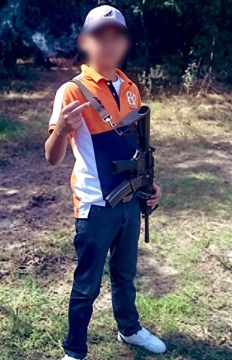 FGE investiga reclutamiento criminal de adolescentes en Michoacán
