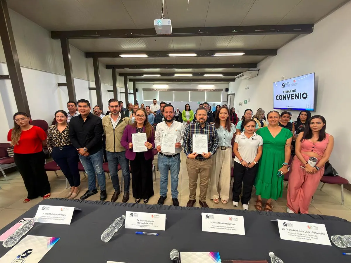 firma convenio Derechos Humanos Josué Mejía 3