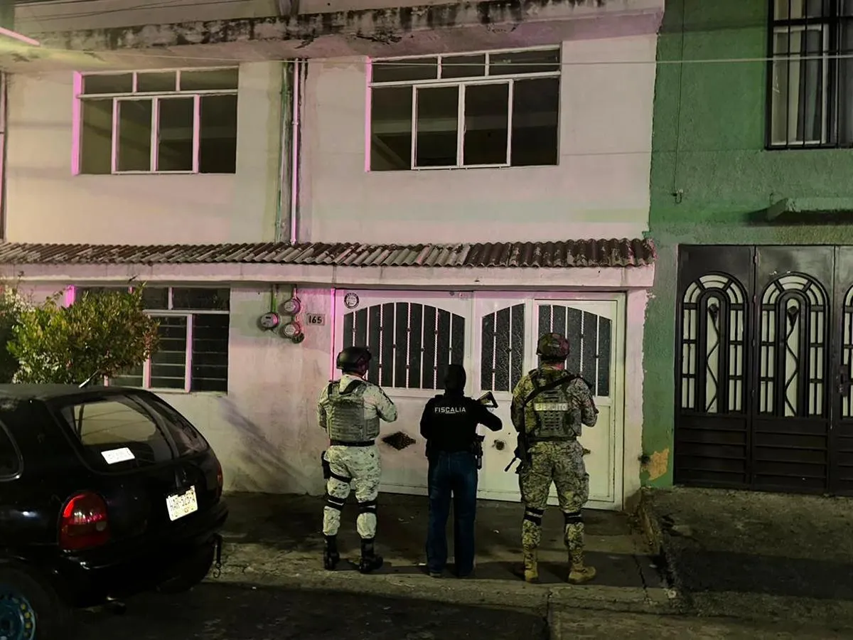 Fiscalía General ejecuta tres cateos en Morelia; asegura más de mil 400 dosis de metanfetamina-1