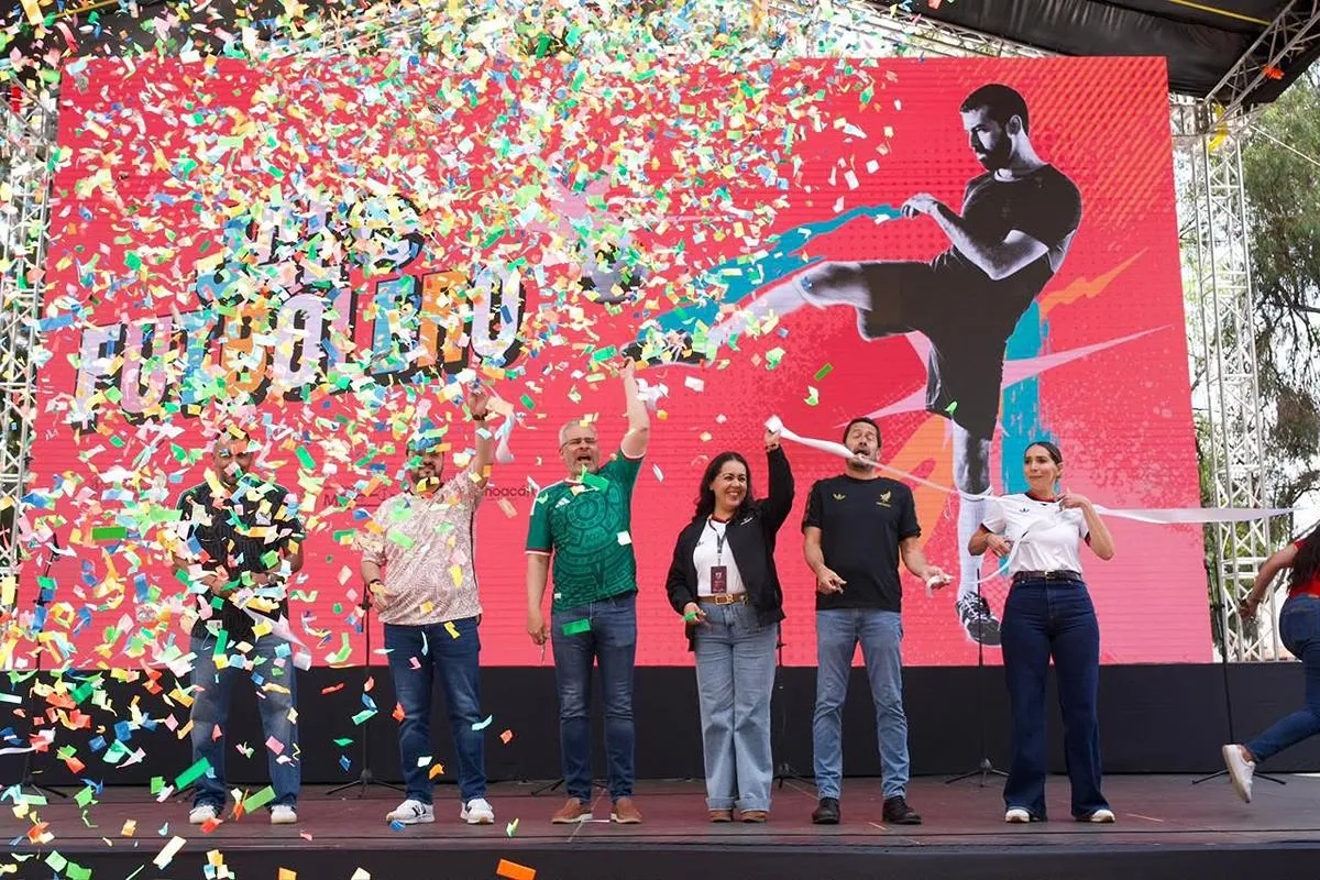 ¡Futbol mundialista llega a Morelia! Inaugura Bedolla el Jalo Futbolero con pantalla gigante