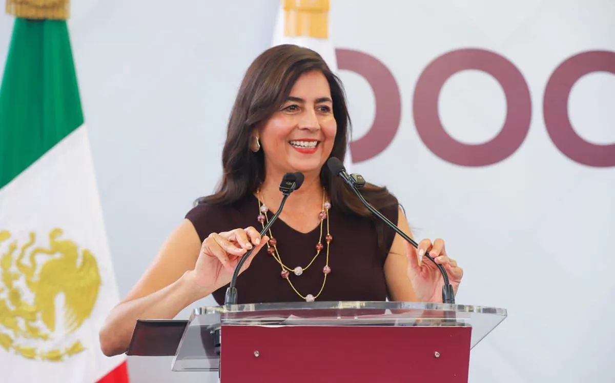 Gabriela Molina Aguilar renuncia SEE