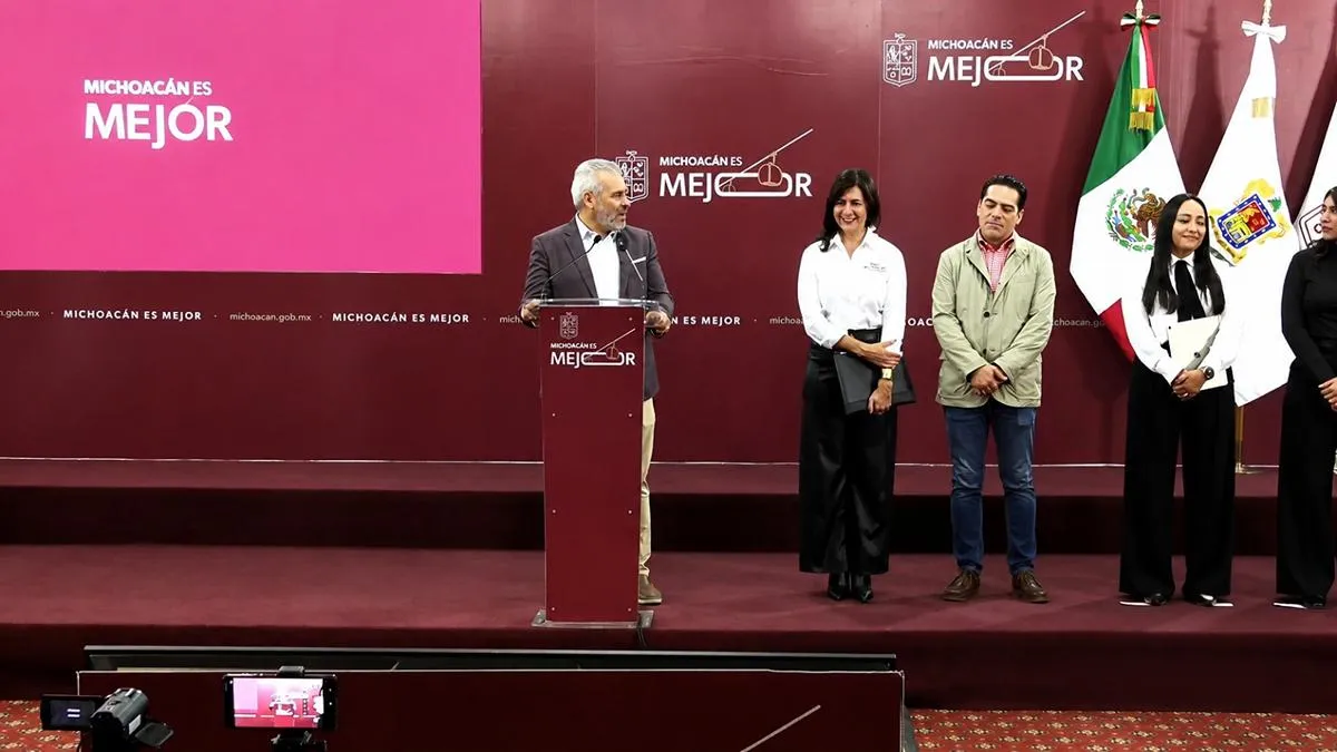 Gabriela Molina solicitará licencia cuando Morena emita convocatoria