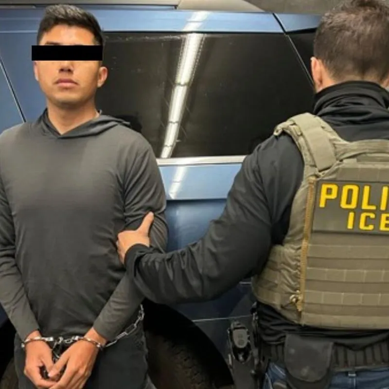 Exmilitar mexicano vinculado al caso Ayotzinapa detenido por ICE