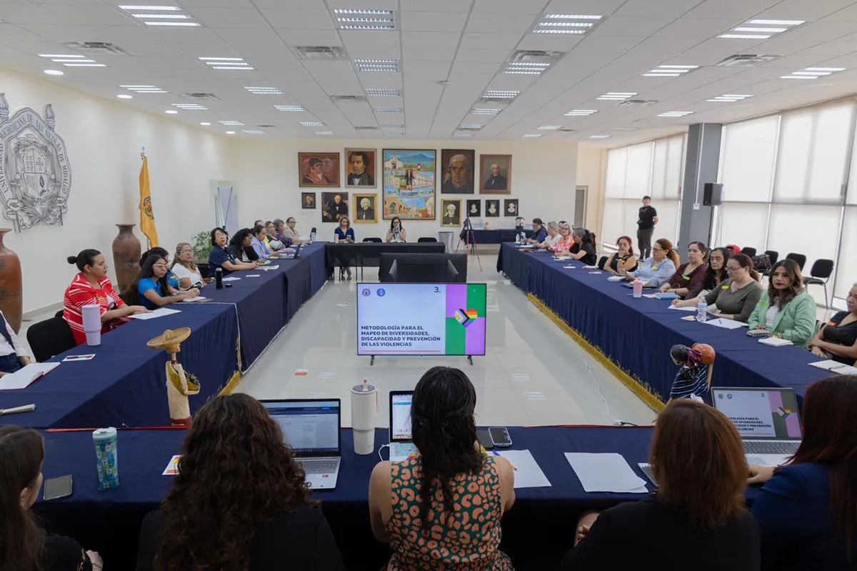 Impulsan una política inclusiva pública universitaria con perspectiva de género en la UMSNH