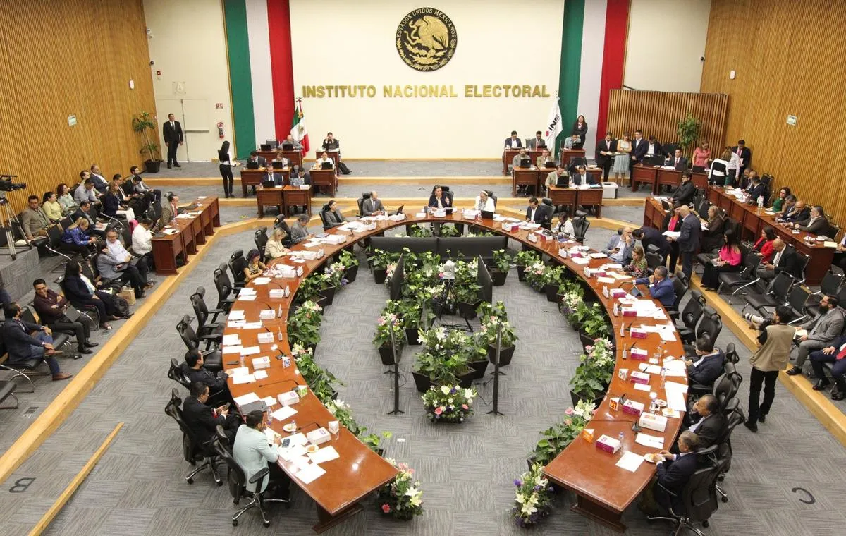 INE violentó la presunción de inocencia, argumentan exconsejeros del IEM sobre su remoción