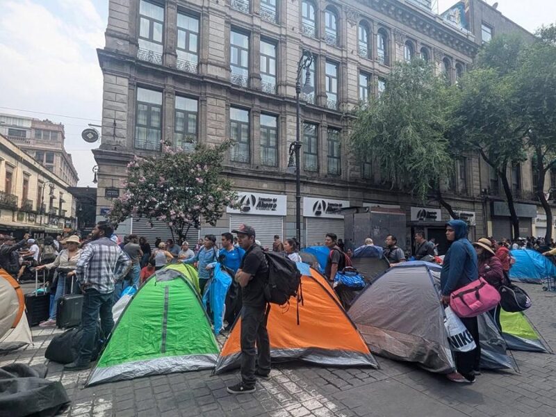 Llama Segob a CNTE a levantar plantón