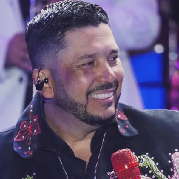 Luis Ángel “El Flaco” prepara bioserie sobre su salida de “Los Recoditos”