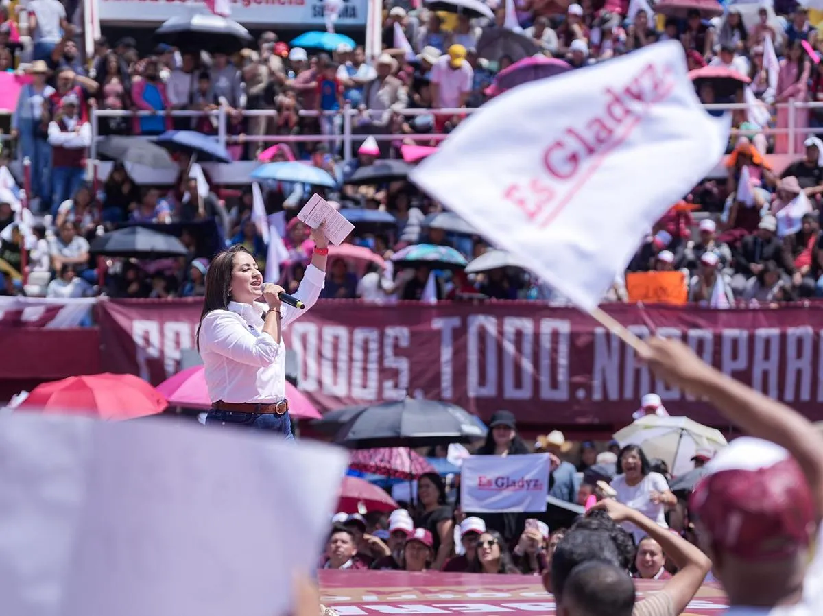 Más de 12 mil michoacanos sellan con Gladyz Butanda compromiso con la soberanía nacional